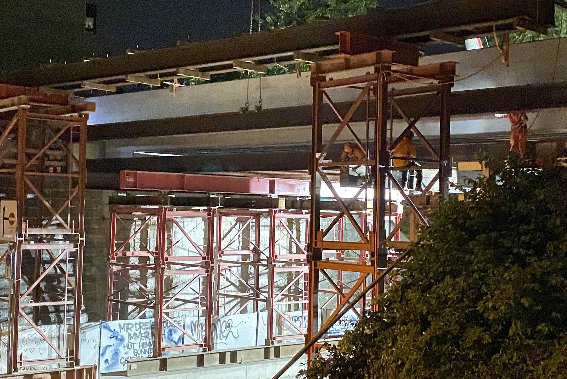 2024-08-21-21.44.17-web