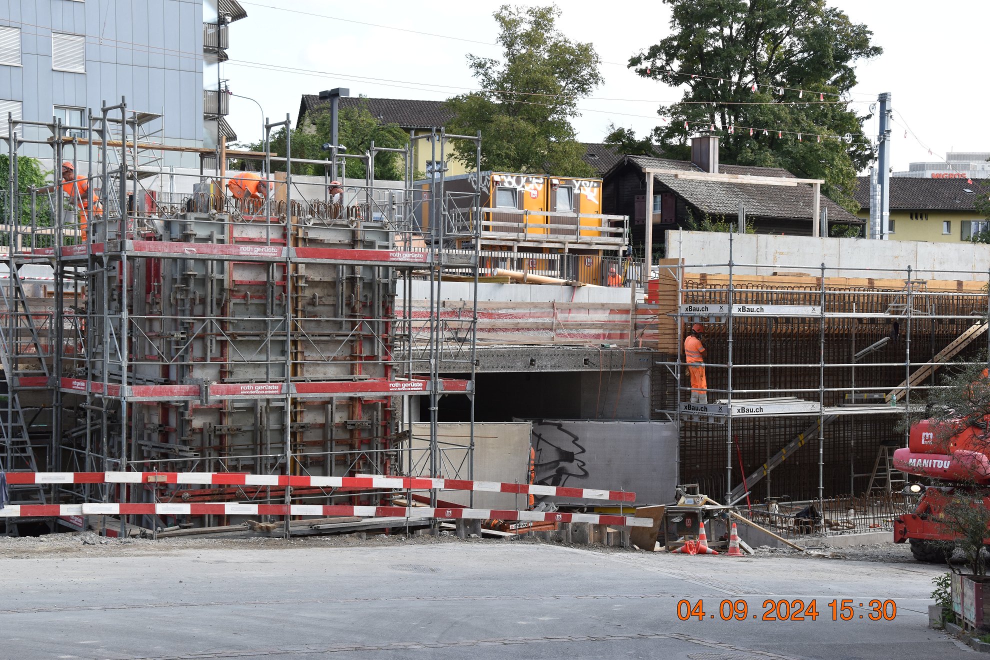 2024-09-04-15_30_32-wt112991-Bahnhof-Wipkingen