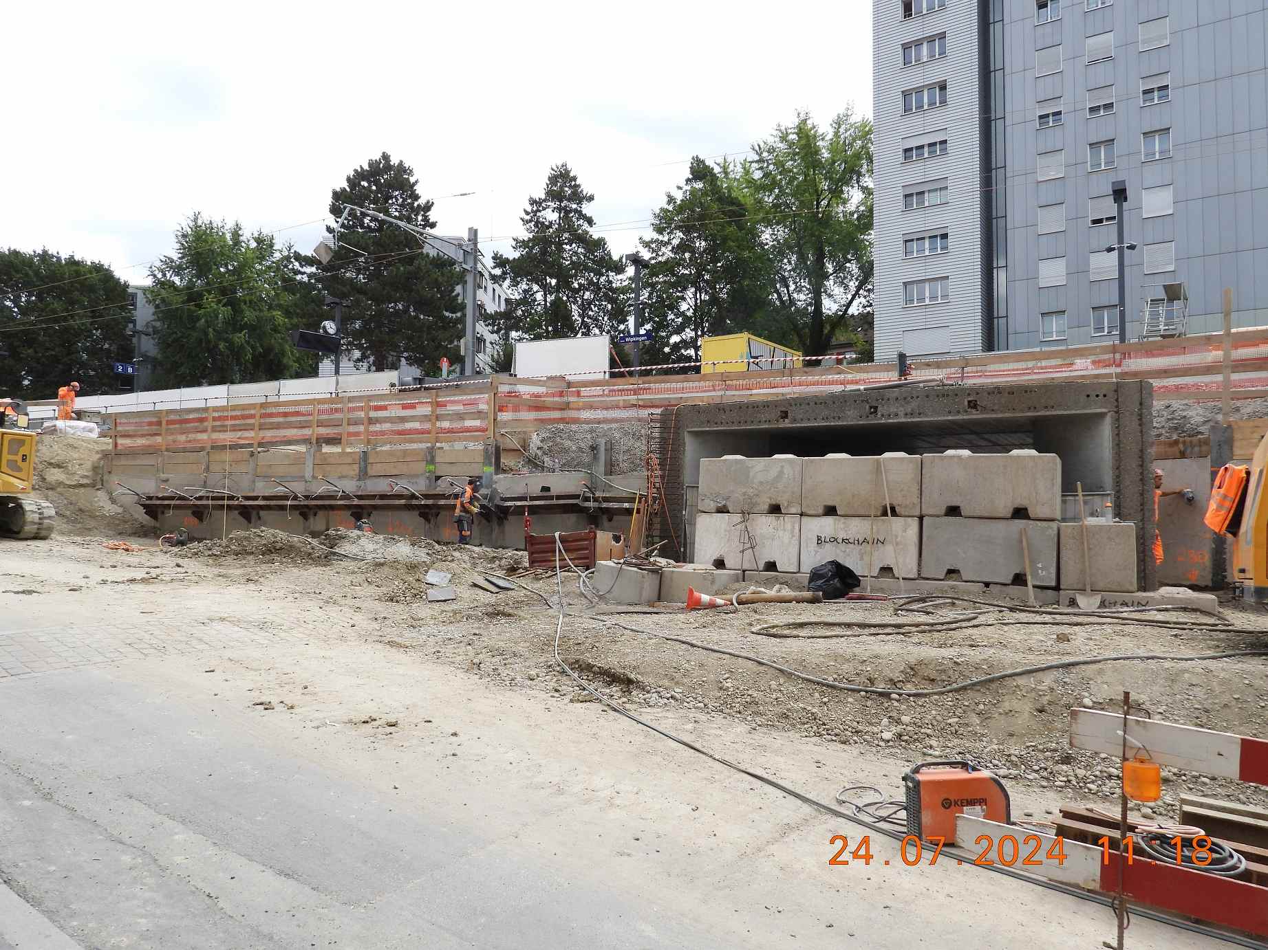 rw027950-alter-Zugang-Sued-ist-weg