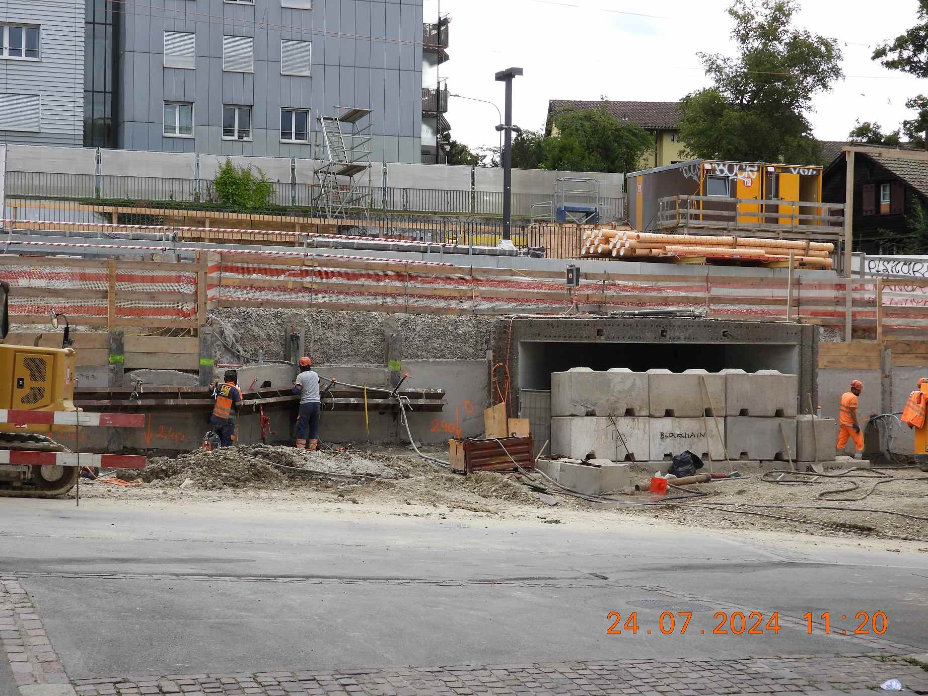 rw027955-alter-Zugang-Sued-ist-weg