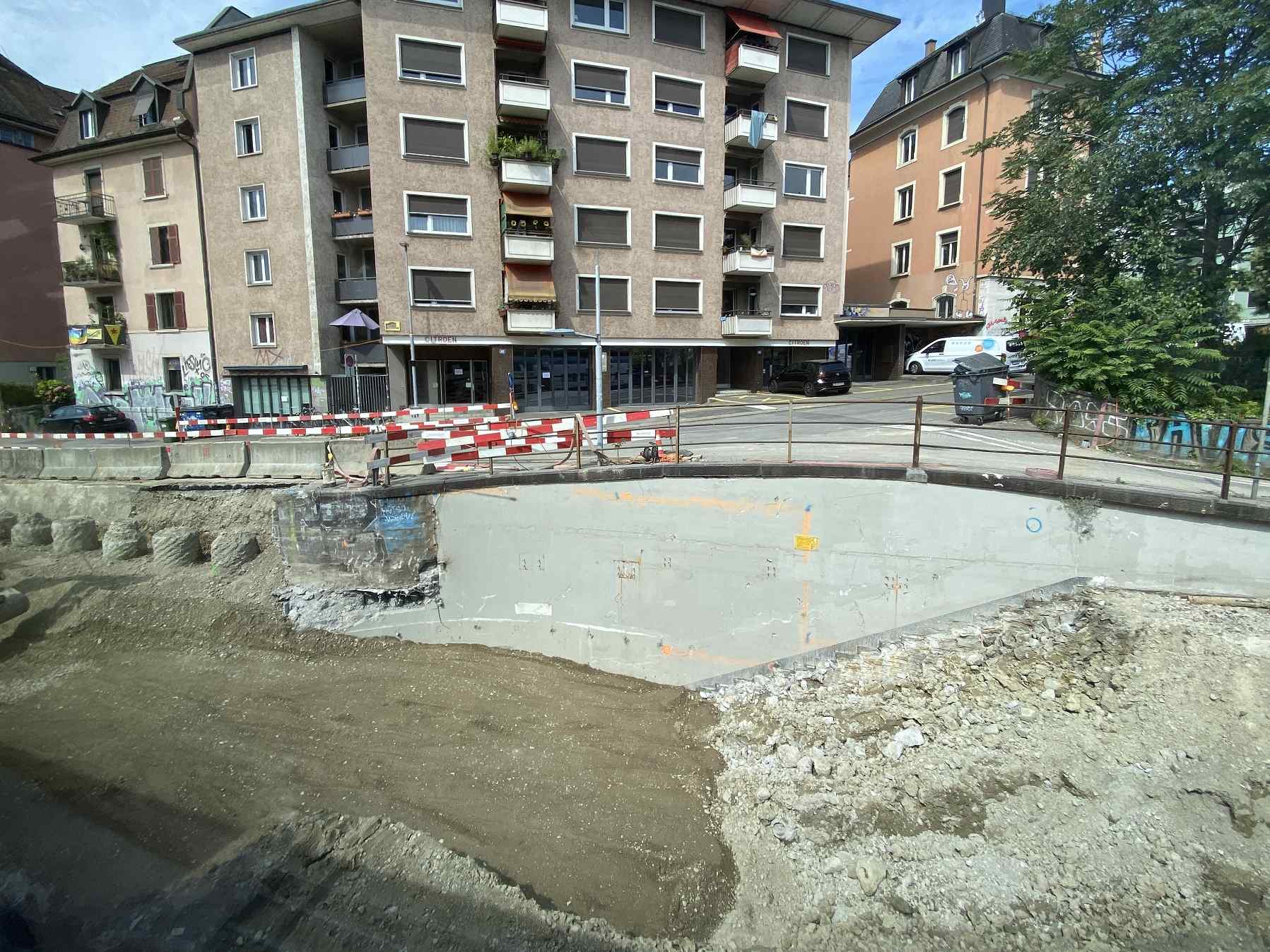 rw028052-2024-07-26-11.14.23-Bhf-Wipkingen-EX-Unterfuehrung-Nord-wird-aufgefuellt