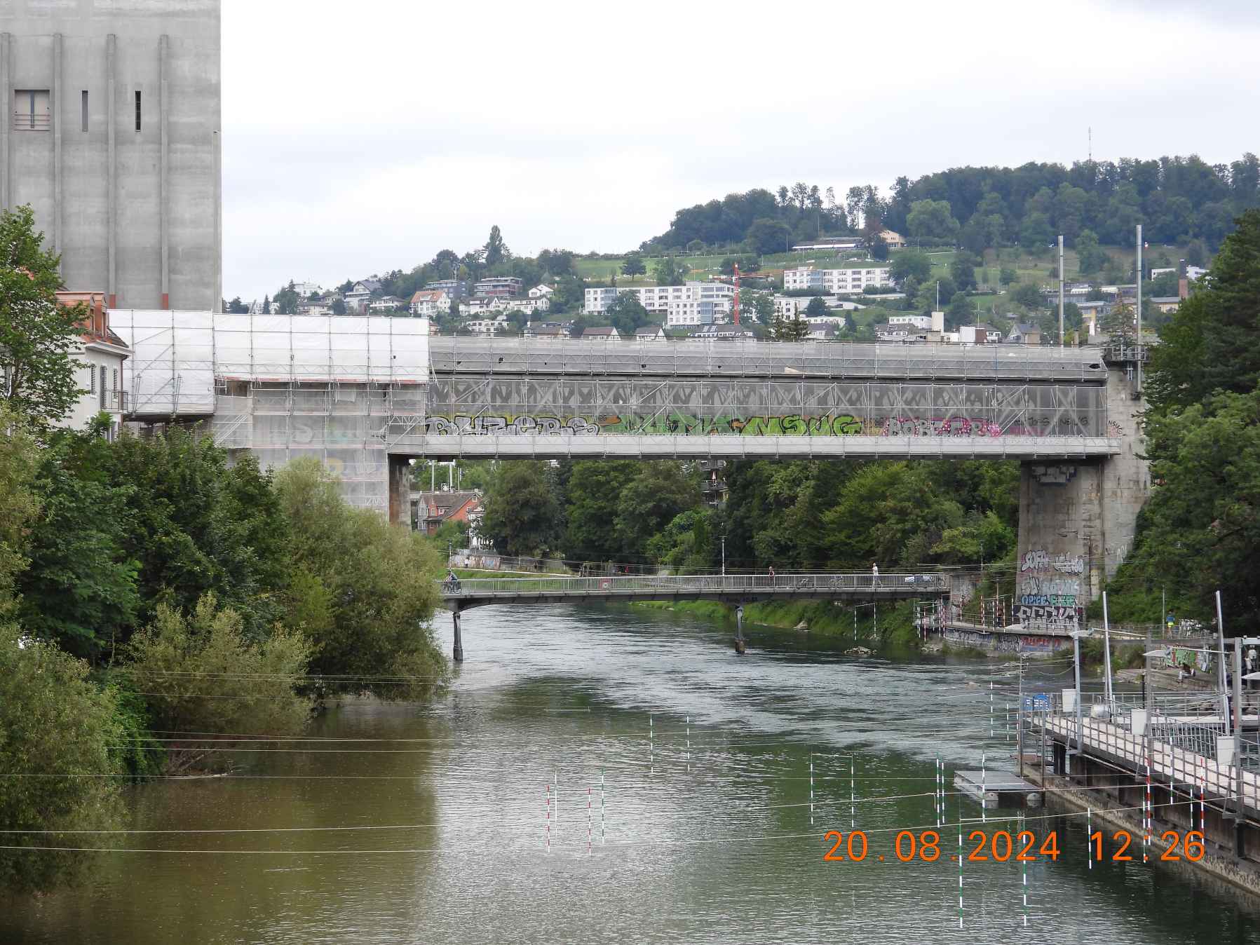 rw029253