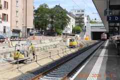 1_rw028050-S24-faehrt-ein