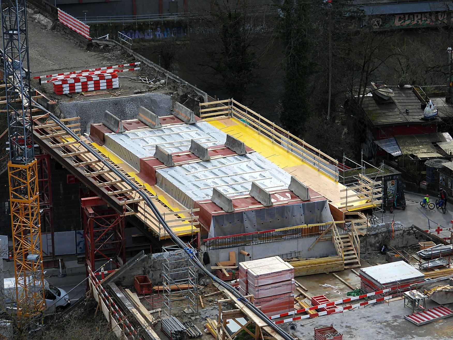 2024_03_11-15.03-rw022927-Brueckenneubau-hat-begonnen