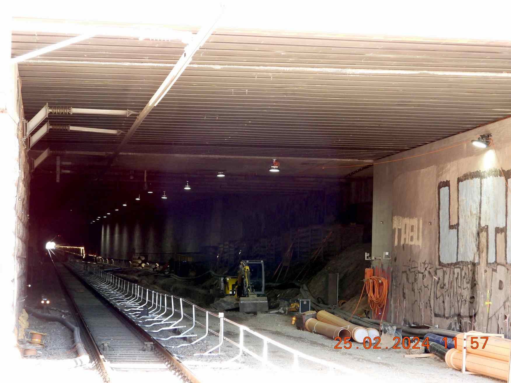 rw021663-Tunnel